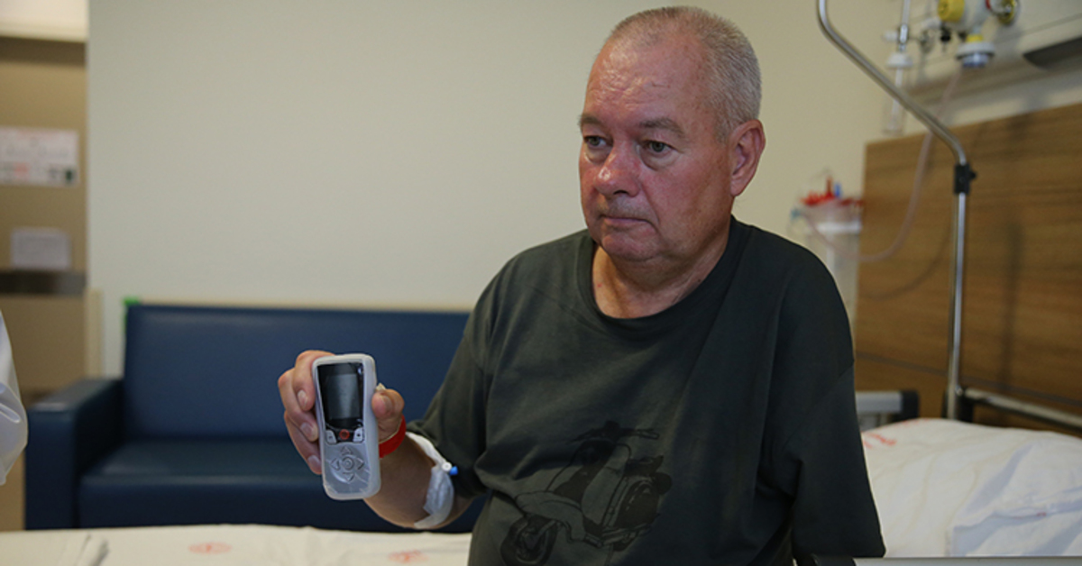 Kazada kolunu kaybeden İngiliz hastanın ağrıları Eskişehir’deki pil tedavisiyle hafifletildi