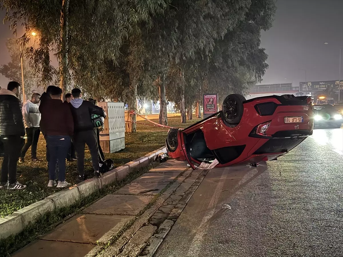İzmir’de Zincirleme Kaza: 2 Yaralı