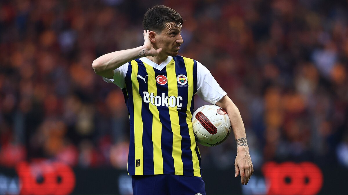 Galatasaray – Fenerbahçe derbisinde gözler Mert Hakan Yandaş’ta