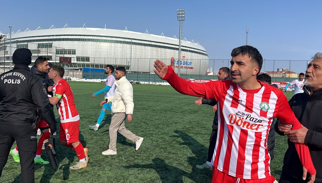 Sivas’ta amatÃ¶r maÃ§ta gerginlik