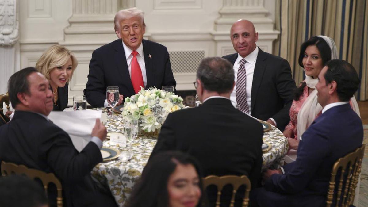 ABD Başkanı Trump, Beyaz Saray’da iftar verdi