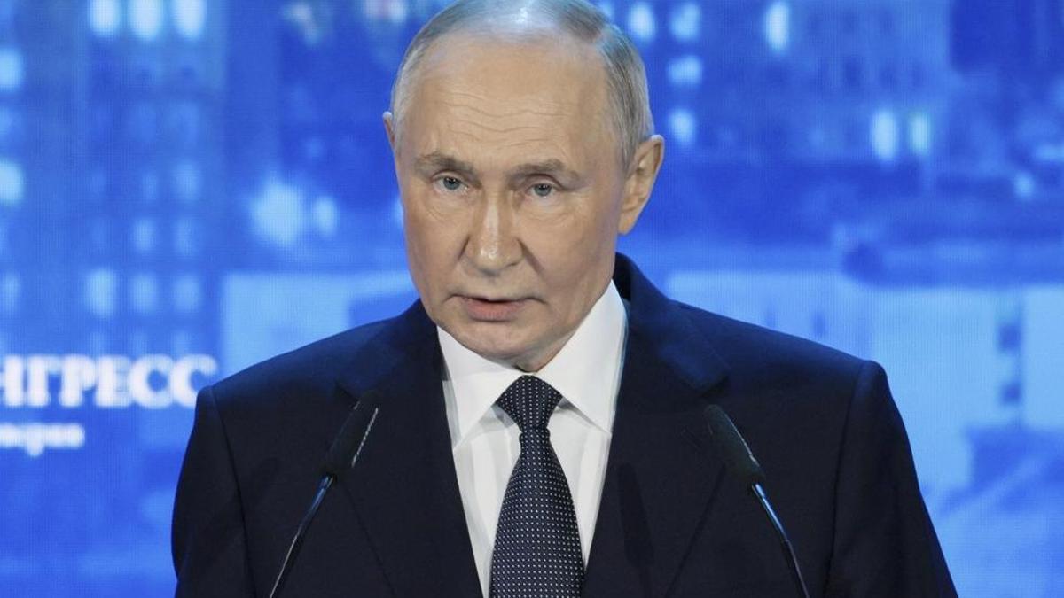 Rusya Devlet Başkanı Putin’den Ukrayna için “geçici yönetim” önerisi